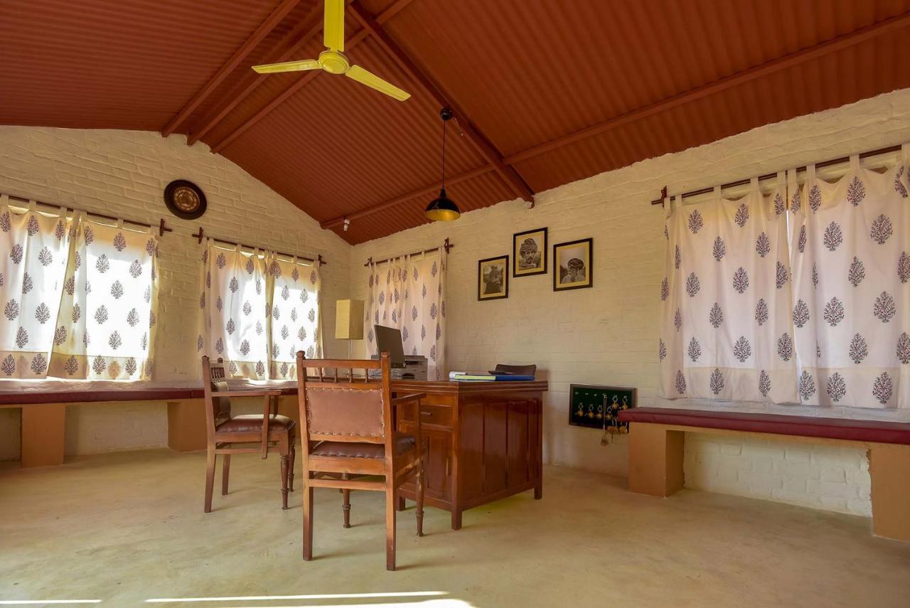 Hotel Camp Lands End Pushkar Zewnętrze zdjęcie